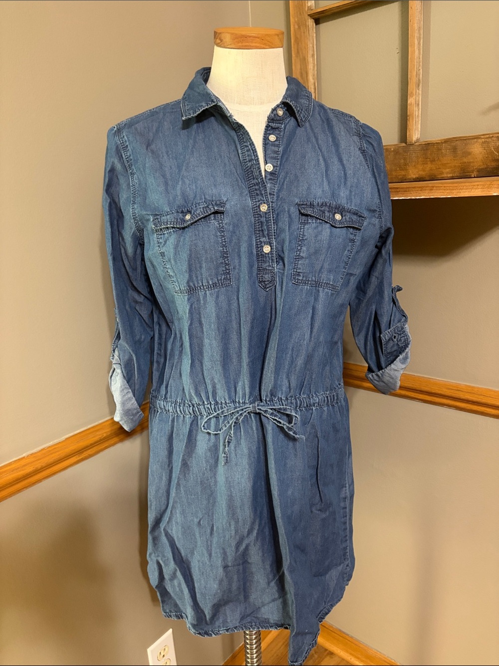 Gloria Vanderbilt dark blue Denim Shirt Dress with tie waist size medium